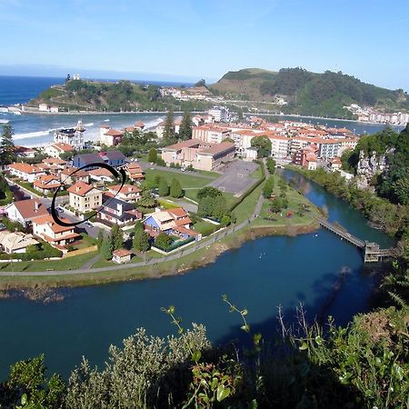 Apartamentos La Marina Ribadesella Esterno foto