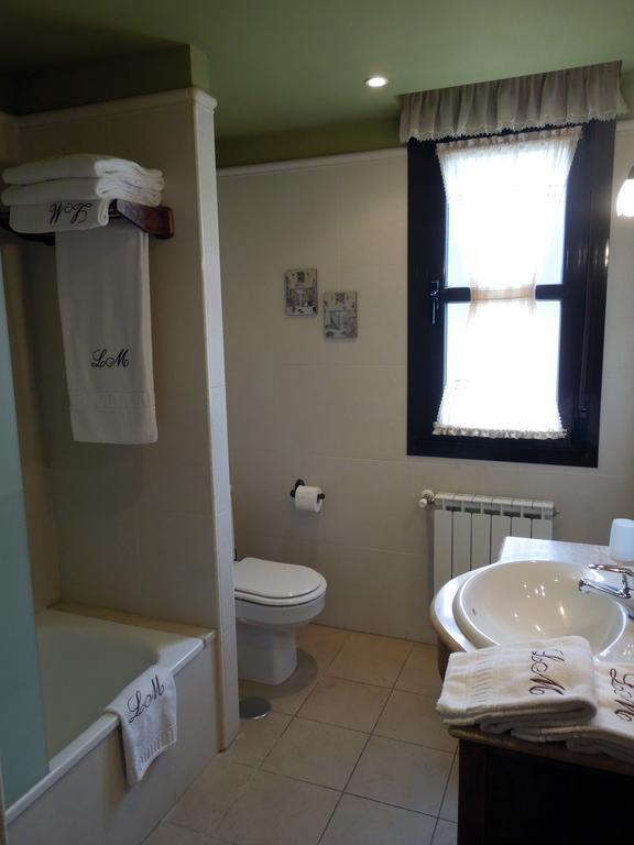 Apartamentos La Marina Ribadesella Esterno foto