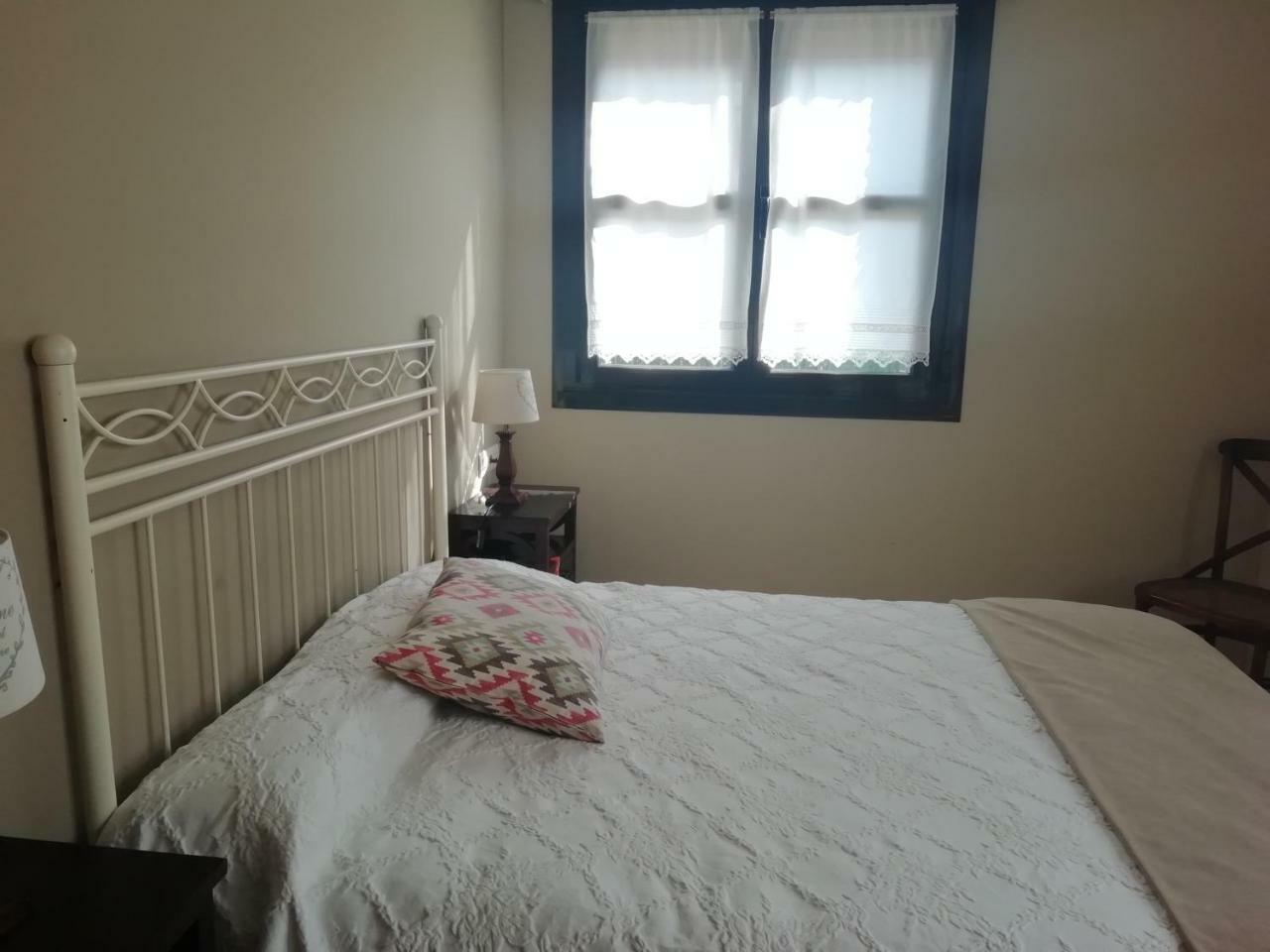 Apartamentos La Marina Ribadesella Esterno foto
